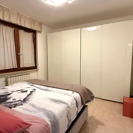 P048 Porto Recanati, Bilocale In Zona Con Corte Esterna * Porto Recanati